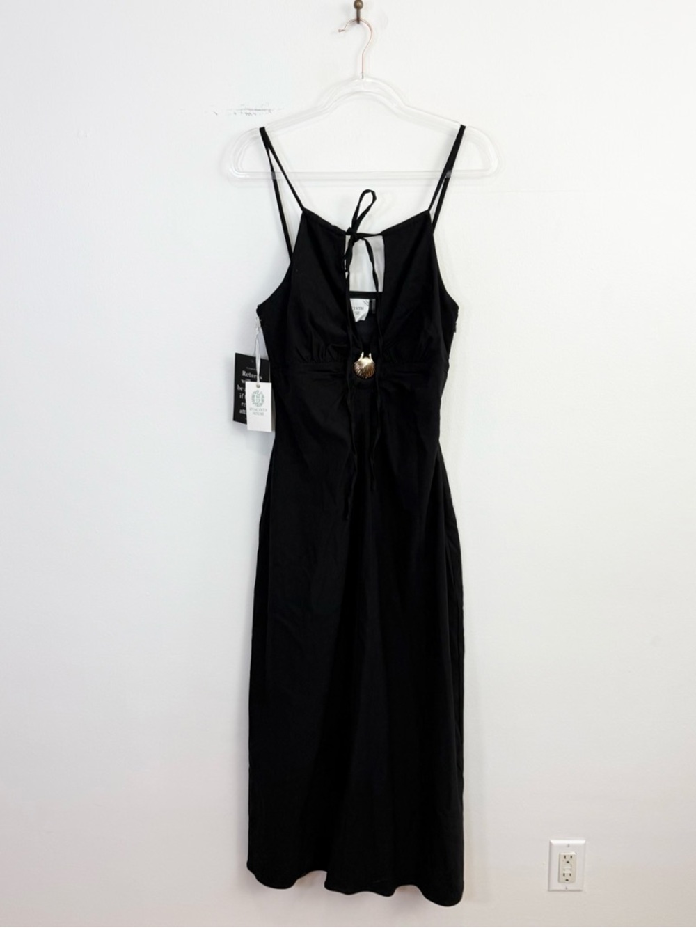 Hyacinth House Black Seashell Dionis Midi Dress NWT Size Medium - Picture 2 of 7